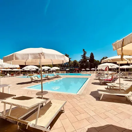 Scylla - 200 M Dal Di Garda Con Piscina דירה